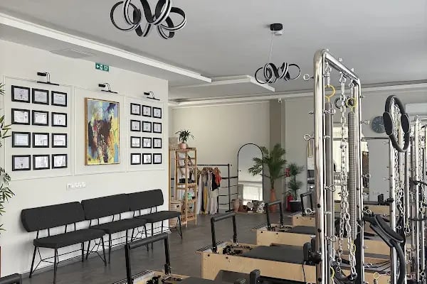 QUEEN’S PILATES &amp; FUNCTIONAL STUDIO - Resim 10