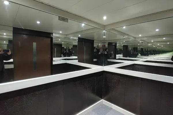 Ambassador Spa & Beauty Salon - Resim 7