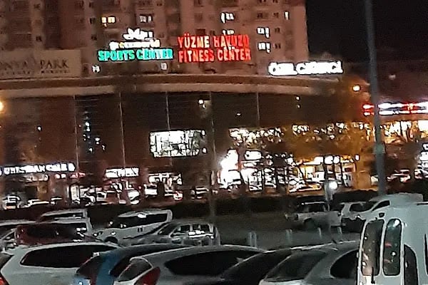 Maxpora Yüzme Havuzu - Resim 11