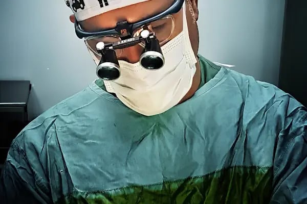 Dr.Adem Özden - Labiaplasty | Vaginoplasty | Laser Vaginal Rejuvenation | Hymenoplasty | O-Shot | Genital Aesthetics - Resim 8