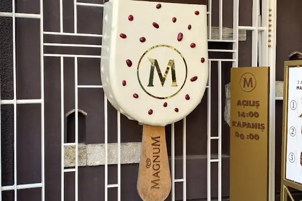 Magnum Store Alaçatı - Resim 8