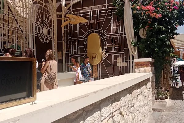 Magnum Store Alaçatı - Resim 16