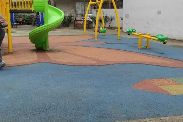 Ulubatlı Hasan Parkı - Resim 1