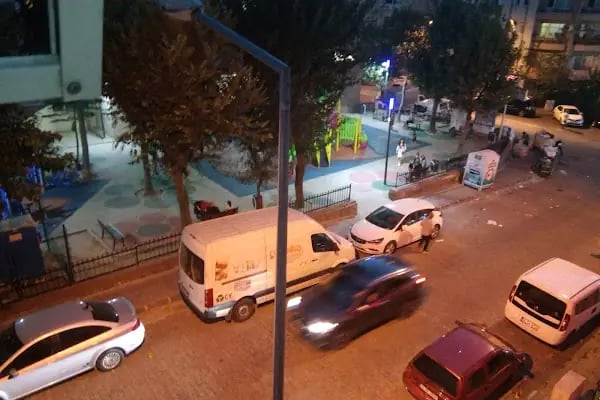 Ulubatlı Hasan Parkı - Resim 14