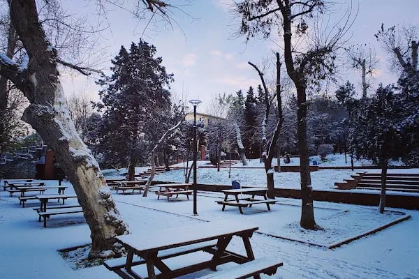 Ulubatlı Hasan Parkı - Resim 9