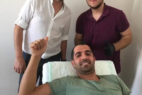 Capillum Clinic Saç Ekimi ve Saç Sağlığı Merkezi - Resim 3
