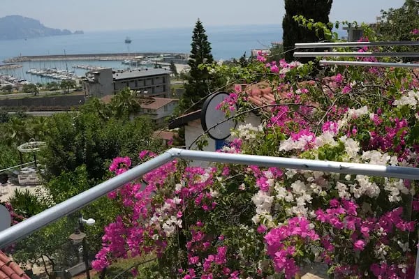 İllusion Beach Club Hotel - Resim 16