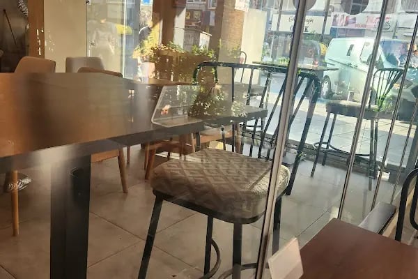Coffee House Bornova Ata Durağı - Resim 4