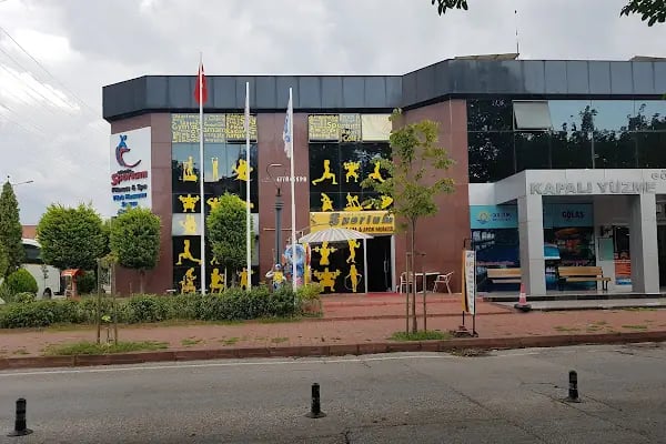 Gölcük Sporium - Resim 2