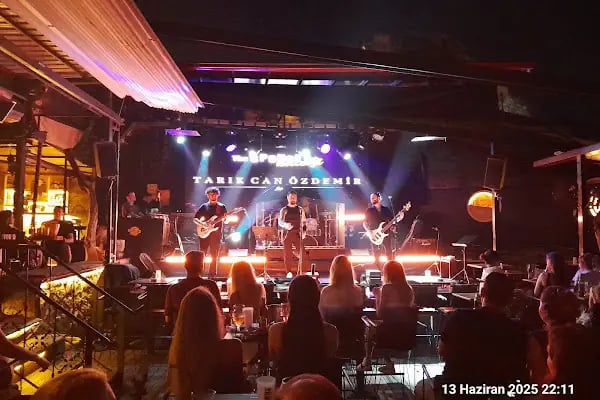 Sponge Pub Kaleiçi - Resim 15