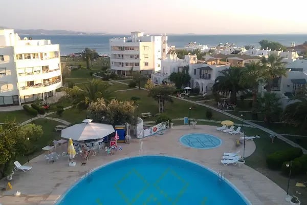 İmbat Sahil Sitesi Halk Plaji - Resim 9