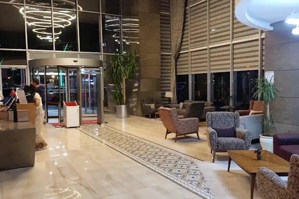 Ramada by Wyndham - Resim 14