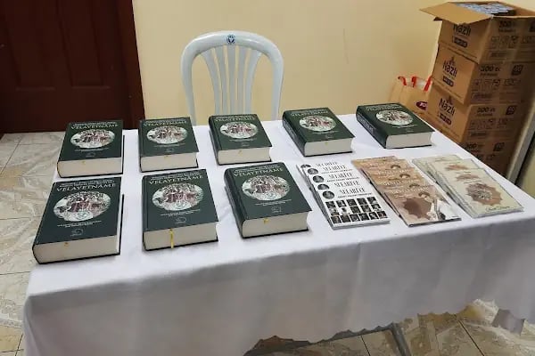 Hacı Bektaş Veli Anadolu Kültür Vakfı - Uzundere Cem Evi - Resim 17