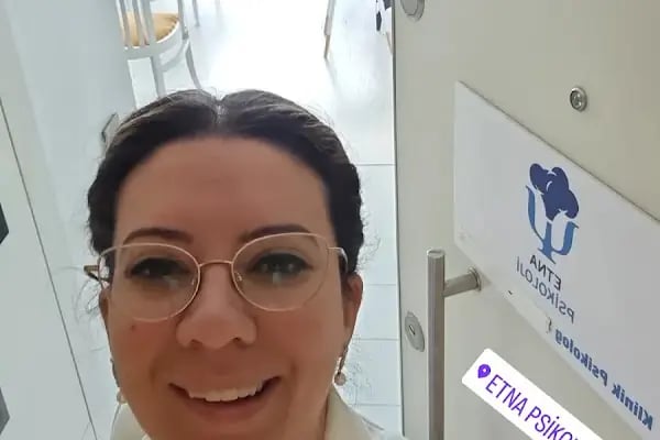 Klinik Psikolog Şafak Ağaca Kemal - Resim 13
