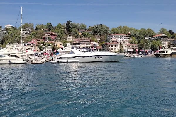 Şehir Hatları İstinye Arabalı Vapur İskelesi - Resim 1