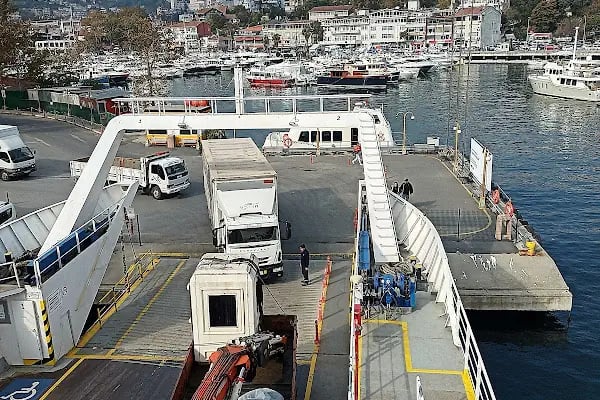 Şehir Hatları İstinye Arabalı Vapur İskelesi - Resim 3