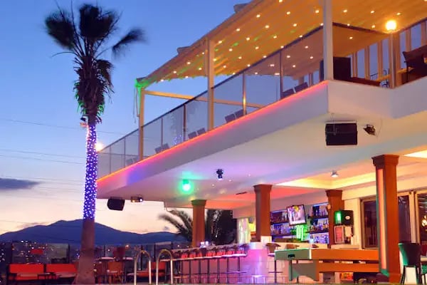 Tropicana Beach Hotel - Resim 8