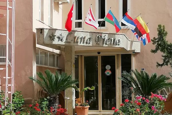 Luna Piena Beach Hotel - Resim 3