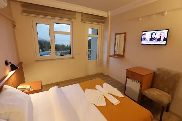 Luna Piena Beach Hotel - Resim 4