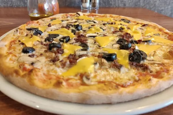 Pizza Raffaele - Resim 17