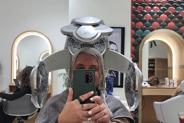 NURİ UKAN HAİR SALON ATAŞEHİR - Resim 8