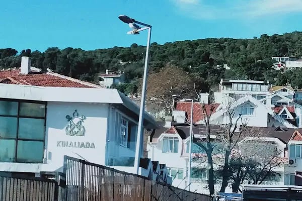 İstanbul Büyükşehir Belediyesi Heybeliada Spor Tesisi - Resim 14