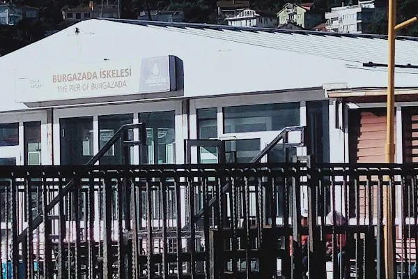 İstanbul Büyükşehir Belediyesi Heybeliada Spor Tesisi - Resim 11