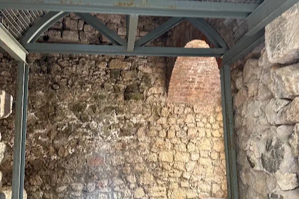 Dionysos Wine House - Resim 19