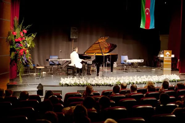 Bahçeşehir Üniversitesi - Resim 14