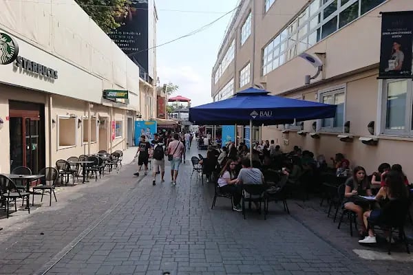 Bahçeşehir Üniversitesi - Resim 17