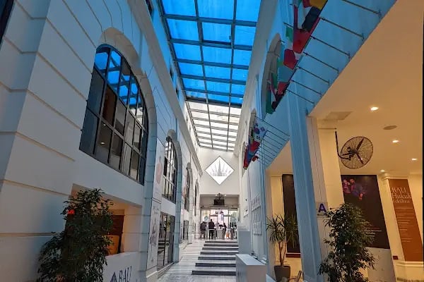 Bahçeşehir Üniversitesi - Resim 4