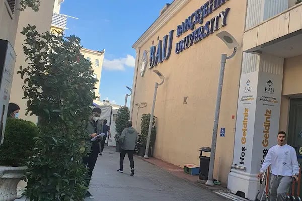 Bahçeşehir Üniversitesi - Resim 6