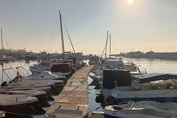 Ambarlı Balıkçı Barınağı - Resim 12