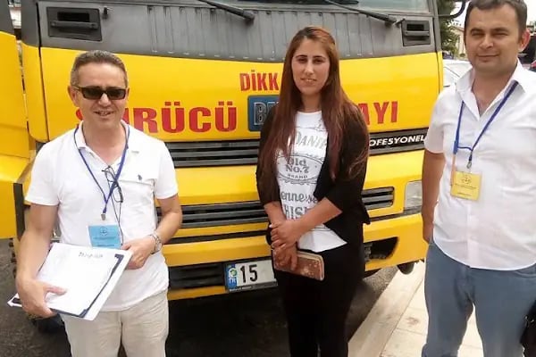 Yeni Seyhan Özel Sürücü Kursu Tic.Ltd.Şti. - Resim 8