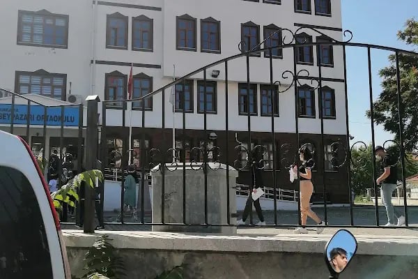 Beypazarı Ortaokulu - Resim 3