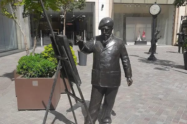 Hilltown Seyirlik Sahne - Resim 18