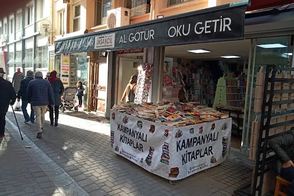 Balıkesir İnsancıl Kitabevi - Resim 17
