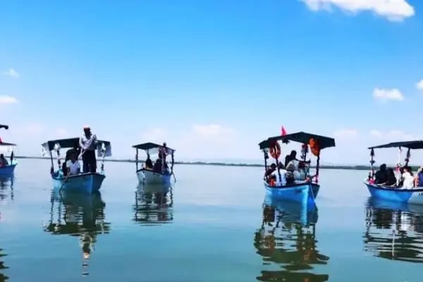 Işıklı Gölü Tekne Turu ve Kamp - Resim 7