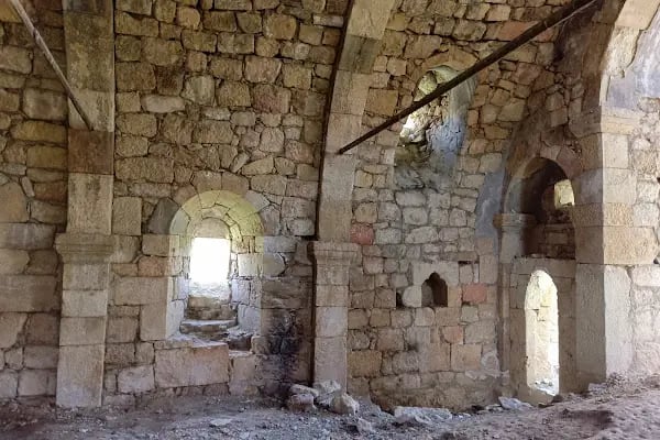 Surp Minas Kilisesi - Resim 2