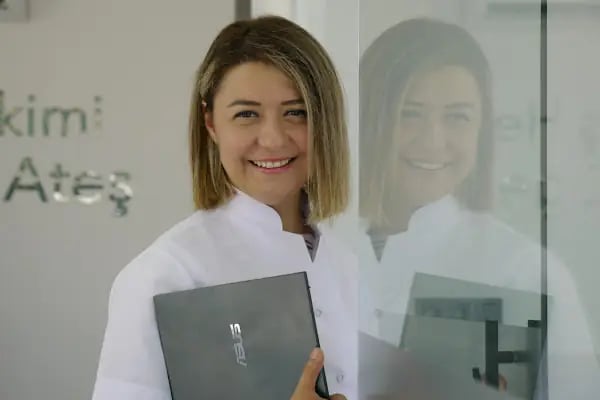 Diş Hekimi Müge Tanyel - Resim 5