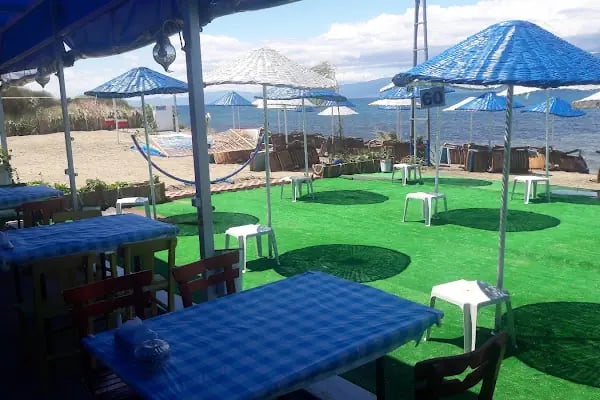 Emirhan Beach - Resim 12