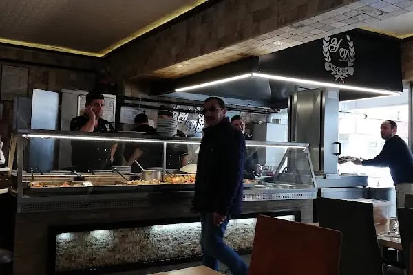 Akşehir Belediyesi Katlı Otopark - Resim 1