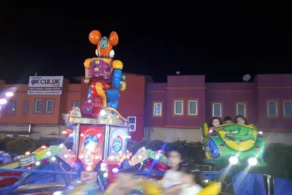Şahinbey parkı lunapark - Resim 3