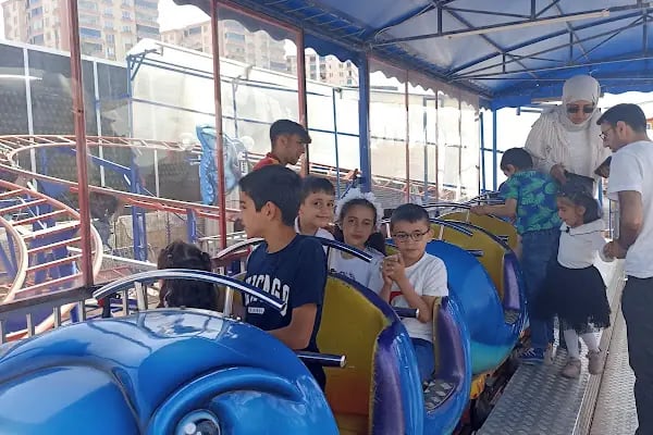Şahinbey parkı lunapark - Resim 16