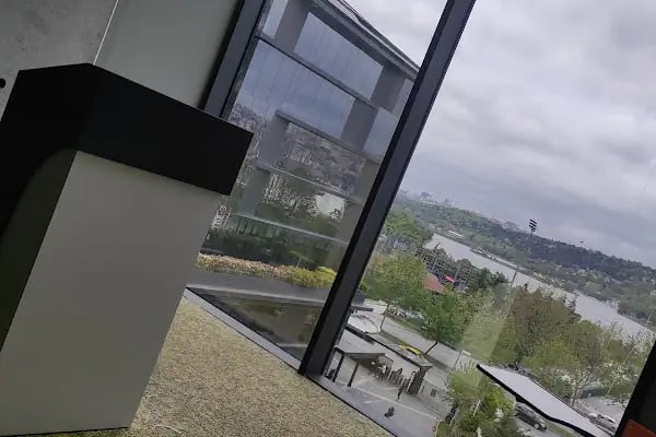 İstanbul Sağlık ve Teknoloji Üniversitesi - Resim 3