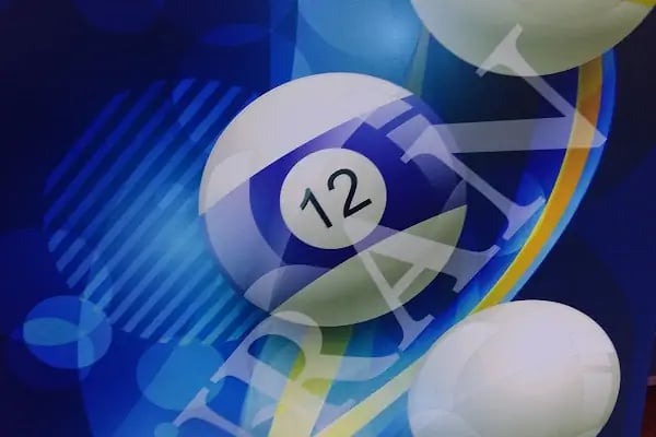 Meşhur O.Ç' nin Bilardo Salonu - Resim 6
