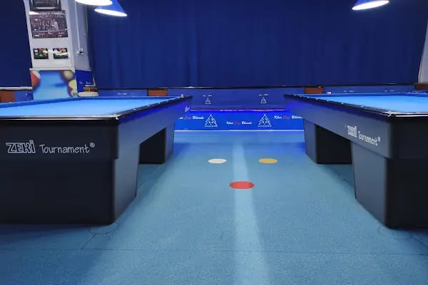 Meşhur O.Ç' nin Bilardo Salonu - Resim 16