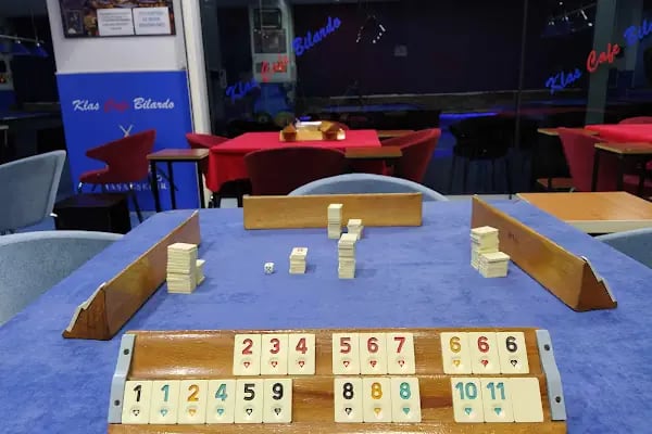 Meşhur O.Ç' nin Bilardo Salonu - Resim 4
