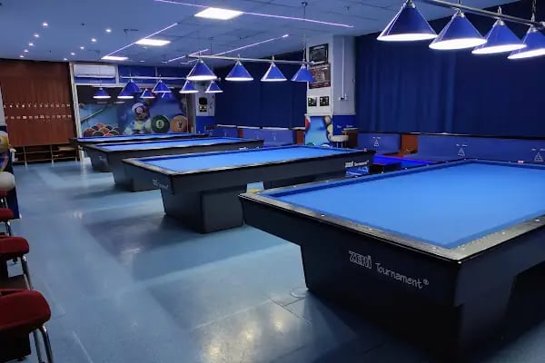 Meşhur O.Ç' nin Bilardo Salonu - Resim 19