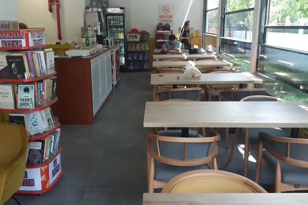 kitap kafe - Resim 11